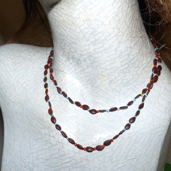 collier marron perles en graine de courge collier végétal sur etsy bijoux unisexe