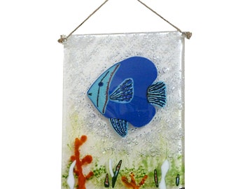 Tableau poisson bleu décoration murale en verre fusionné fusing fait main par créateur artisan verrier