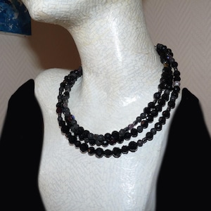 Collier 3 rangs de perles noires à facettes en cristal en perles semi précieuses lave et hématite Bijoux élégants
