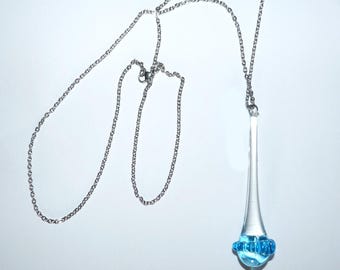 Collier pendentif goutte en verre perle créé au chalumeau création verrier  bijoux bleu pour femme