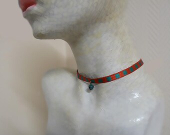 collier ras de cou pour les fêtes de Noel rouge et vert pour femme fille