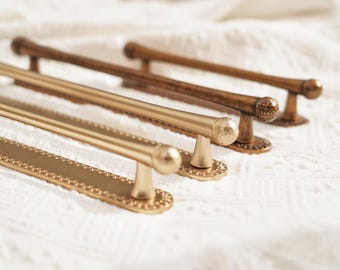 Hammered vintage knob with lace-trimmed backplate/Slim Waist Champagne Bronze Handle/drawer pulls/cabinet handles/back panel handles
