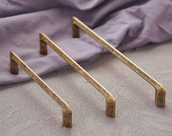 Diamond shaped right angle vintage cabinet door handle/Distressed cabinet handles/Thickened Base/Antique Bronze cabinet pulls