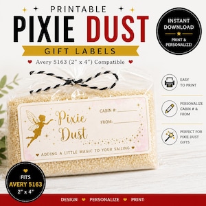 Pode incluir: Um saco de plástico transparente cheio de grânulos castanhos claros, com uma etiqueta retangular que apresenta uma silhueta de fada dourada, o texto Pixie Dust e campos para Cabin # e From. A etiqueta inclui o texto Adding a little magic to your sailing.
