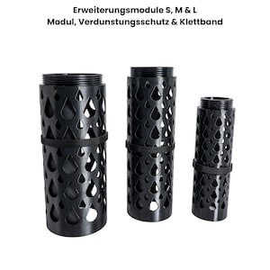 Könnte beinhalten: Drei schwarze zylindrische Module mit Wassertropfenmuster und schwarzem Band. Die Module sind unterschiedlich hoch und haben Gewinde an der Oberseite. Der Text oben lautet: Erweiterungsmodule S, M & L, Modul, Verdunstungsschutz & Klettband.