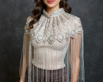 Capa blanca con cuentas – Elegancia y refinamiento – capa nupcial