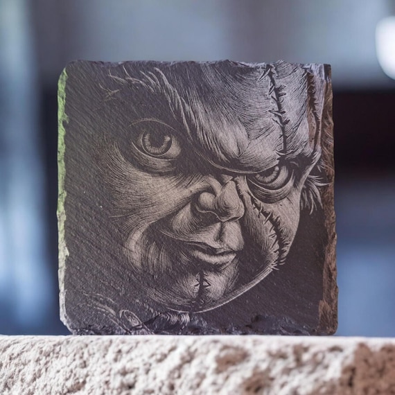 Set de 4 Sous-verres ardoise gravés – Set dark art visage / horreur – Décoration gothique – Cadeau original homme – Coaster gravure laser