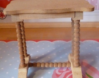 RARE Vintage TYNIETOY Tynie Toy Victorian Spool Stand Table Dollhouse Miniature