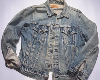 Vintage 1990s Levi's USA Made Denim Trucker Jacket Embroidered Textile Art