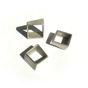 SILVER SQUARE RING