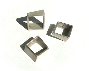 SILVER SQUARE RING