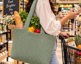 Crochet Tote Bag Pattern, Square Bottom Market Purse (PDF Download)