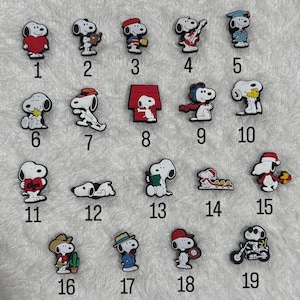 Snoopy geïnspireerde tv-cartoon hondenschoenbedels - Peanuts Jibbitz - personaliseer je Crocs met aangepaste bedel - verkoper in het Verenigd Koninkrijk