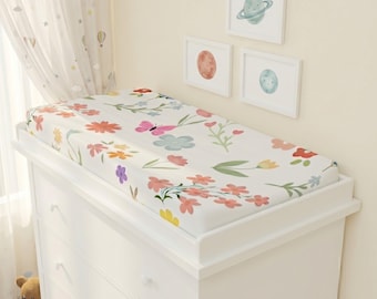 Funda floral para cambiador de bebé, sábana bajera ajustable con estampado de flores silvestres para cuna, funda floral con mariposas para habitación infantil, regalo para baby shower, sábana bajera ajustable para habitación infantil