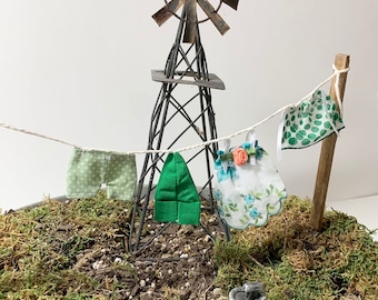 Fairy Garden Miniature Clothesline with Clothes, Color Themed 1/12 Scale, Gnomes, Seen in Vintage Gardens magazine, Bday or Gardener's Gift