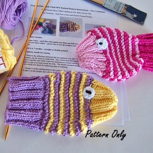 Tropical Fish Knitting Pattern: Knit Washcloth or Bath Mitt (PDF Pattern)