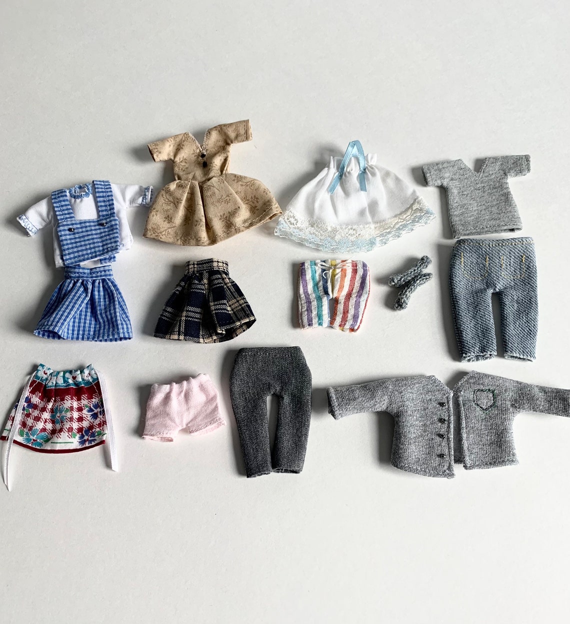 Doll house clothes 1/12 Scale Lot of 13 Pieces for Display Etsy