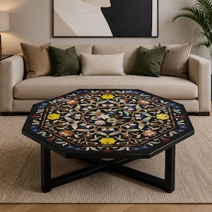 Table octogonale en marqueterie de marbre : Meubles sur mesure de luxe en pierre noire avec incrustations florales