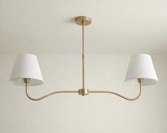 Nowoczesny mosiężny żyrandol nad wyspą kuchenną - liniowy żyrandol nad stół jadalny, minimalistyczna lampa sufitowa, oprawa mosiężna z zakrzywionym ramieniem