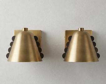 Para kinkietów ściennych z mosiężnym kloszem - oświetlenie nocne, ręcznie robiona lampa do toaletki i sypialni w stylu mid-century modern