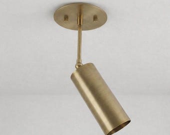 Regulowana lampa sufitowa z mosiądzu – reflektor w stylu Mid Century Modern | Kierunkowa lampa sufitowa do wyspy kuchennej