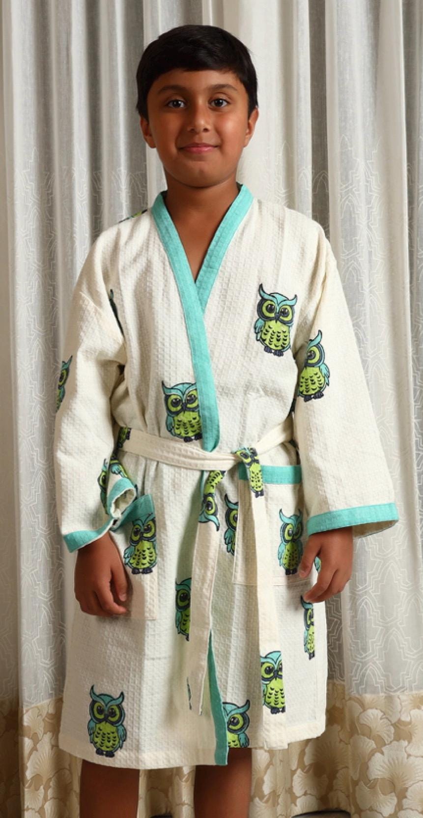 Kids Waffle Cotton Wrap &ndash; Owl Print Kids Spa Robe with Belt & Pockets, Soft Beach Pool Cov