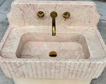 Rozebeige marmeren wastafel, met de hand gesneden steen, aan de muur gemonteerde wastafel voor badkamermeubel