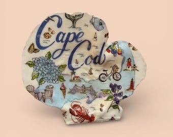 Plato, expositor y adorno de joyería de concha de vieira de Cape Cod, hecho a mano, con forma única