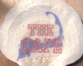 Plato para joyas con forma de concha de vieira del Cabo: recuerdo con el contorno de Cape Cod