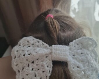 Lazo de ganchillo hecho a mano – Pinza para el cabello de encaje delicado, pasador de lazo blanco suave, accesorio femenino de estilo bohemio para el cabello