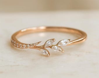 Marquise Moissanite Leaf Engagement Ring in 14K Gold, Nature Inspired Bypass Vine Ring, Dainty Branch Promise Ring, Unique Botanical Wedding