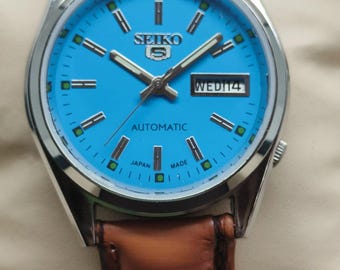 Restored Vintage Automatic Blue Dial Day/ Date Unique Seiko 5 Men's Wrist watch