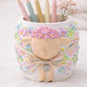 Pot à crayons mouton fleuri