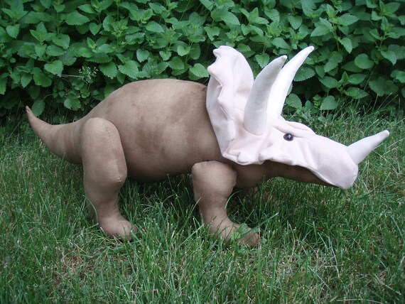 similar to triceratops