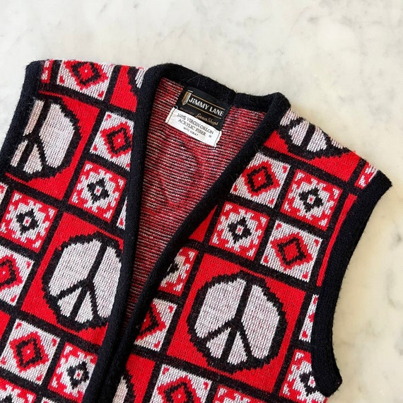 Vintage 70s Red Black and White Peace Sign Knit S… - image 2