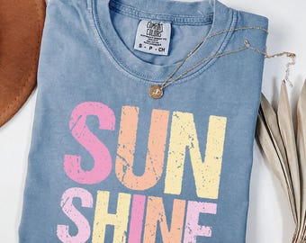Sun Shine Comfort Colors Shirt, Retro Summer Tee, Sunshine Graphic T-Shirt, Cute Beach Vacation Shirt, Minimalist Sunny Day Tee