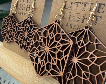 Pendientes geométricos colgantes de madera / Pendientes ligeros cortados con láser / Pendientes bohemios modernos con estilo
