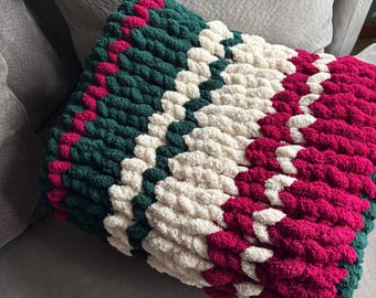 Handmade Christmas Thick Yarn Knit Blanket – Holiday Burgundy, Forest Green & Cream Throw