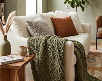 Hand Knit Chunky Throw Blanket – Custom Color, Cozy Texture