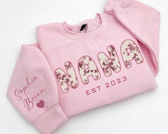 Custom Grandma Sweatshirt, Grandkids Names on Sleeve, Personalized Granny Gift, Personalized Grandma Sweatshirt, Gift For Granna