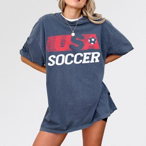 USMNT USWNT World Cup 2026 vintage 80s 90s style graphic t-shirt, washed navy throwback United States Comfort Colors graphic tee shirt