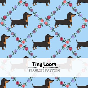 Könnte beinhalten: Nahtloses Muster mit schwarzen und braunen Dackeln, umgeben von floralen Bordüren in Rosa, Rot, Lila und Blau, auf hellblauem Hintergrund. Der Text "Tiny Loom" und "Seamless Pattern" ist unten zu sehen.