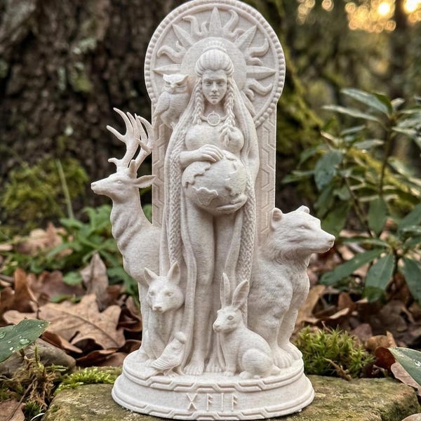 Estatua devocional de Gaia / Diosa Madre Tierra de la Abundancia / Retablo pagano y decoración de bruja verde / Escultura sagrada impresa en 3D