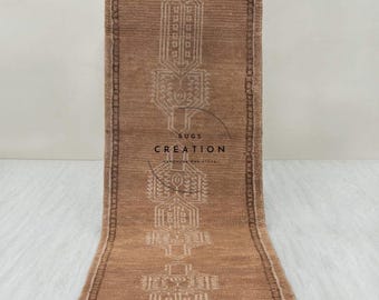 Alfombra de pasillo en tonos tierra marrones, anudada a mano, de estilo persa, de suave tacto, de lana, ideal para escaleras o pasillos. PERSONALIZABLE en cualquier TAMAÑO.