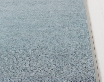 Alfombra azul cielo tejida a mano, alfombra moderna minimalista, alfombra de lana personalizada, alfombra de lujo para dormitorio y sala de estar.