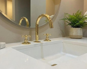 Solid Brass Bathroom Faucet – Polished Gold, Cross Handles
