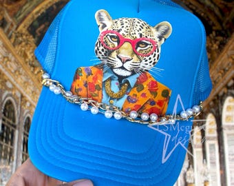 Fashion Cheetah Funky Animals Vibrant Blue Trucker Hat