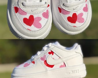 Aangepaste Valentijnsdagschoenen Aangepaste hartschoenen voor liefdessneakers voor kinderen