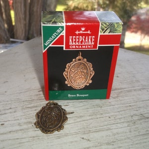 1990 Hallmark Keepsake Brass Bouquet Miniature Christmas Tree Ornament