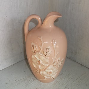 Vintage Hull Art Rosella Dogwood R-11 7 I Ewer Pitcher USA